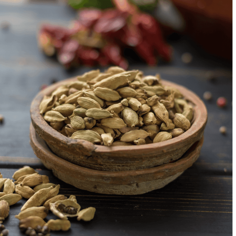Health Benefits Of Cardamom You Should Add In Your Diet